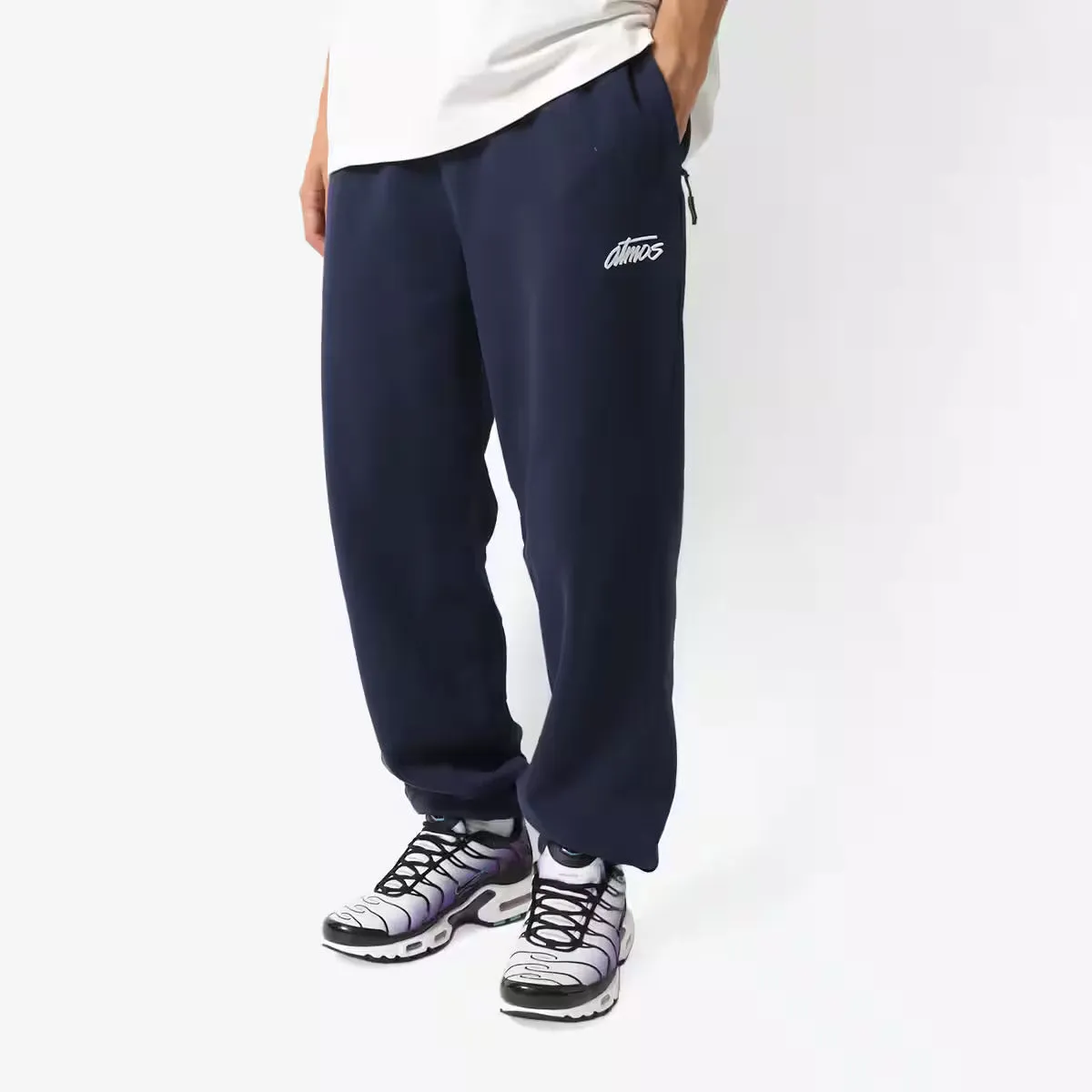 ATMOS SIGNATURE LOGO SWEAT PANTS