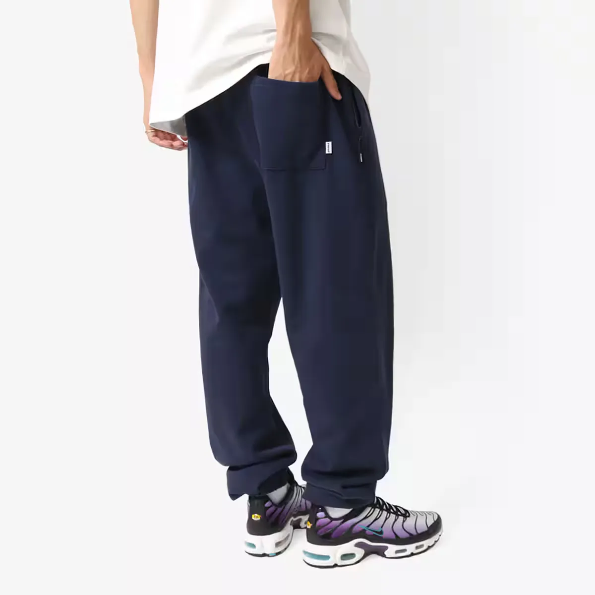 ATMOS SIGNATURE LOGO SWEAT PANTS