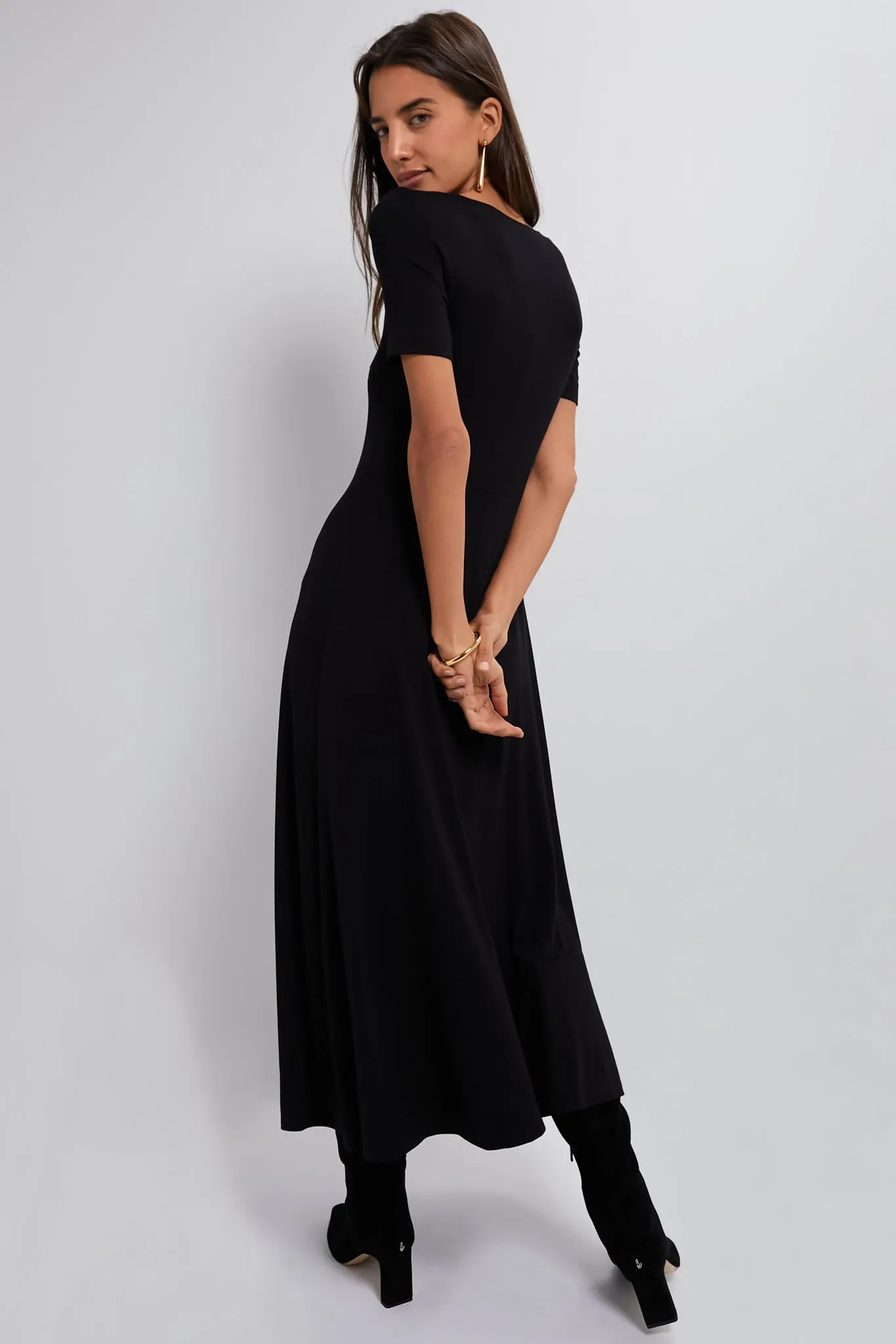 Black Short Sleeve Sara Maxi Dress