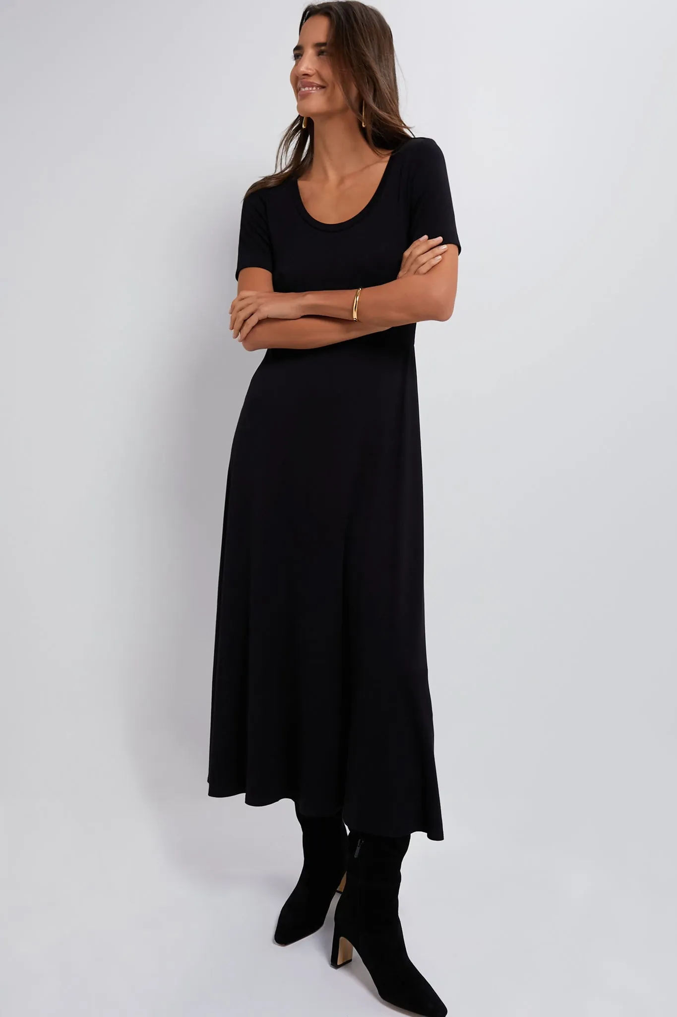 Black Short Sleeve Sara Maxi Dress