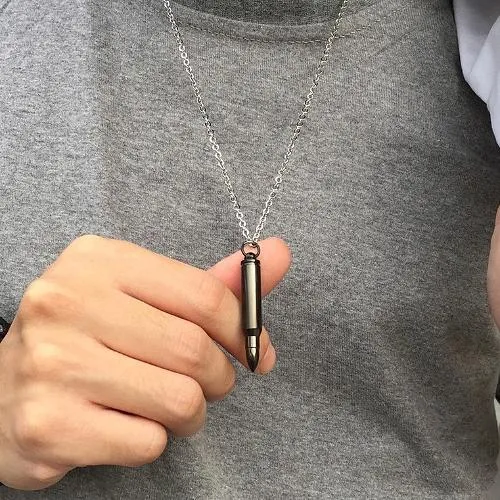 Classy Men Black Rifle Bullet Pendant Necklace