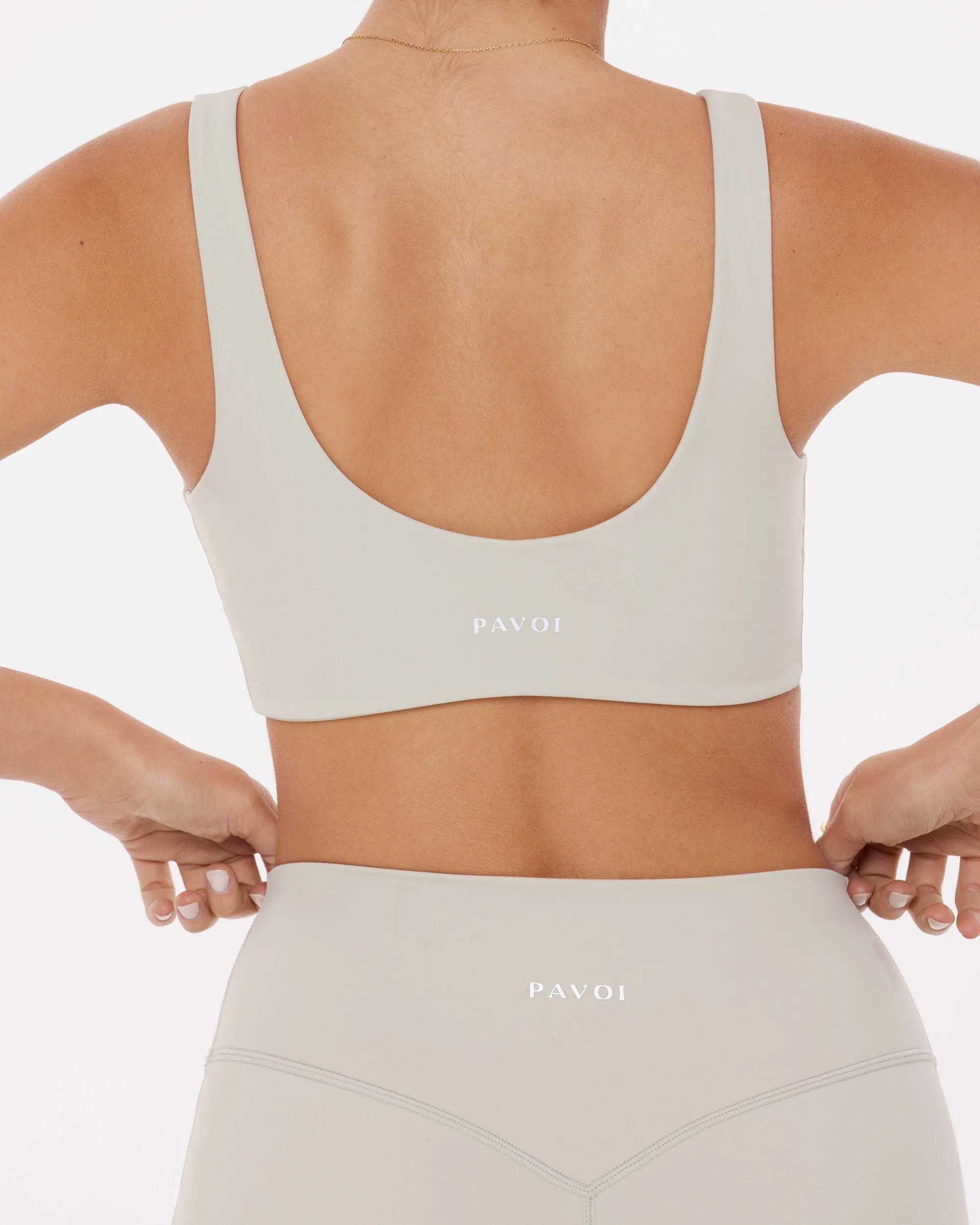 Curve Hem Scoop Neck Padded Sports Bra