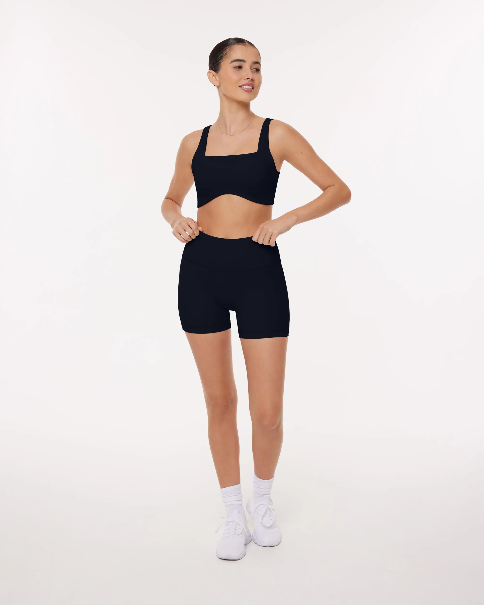 Curve Hem Scoop Neck Padded Sports Bra