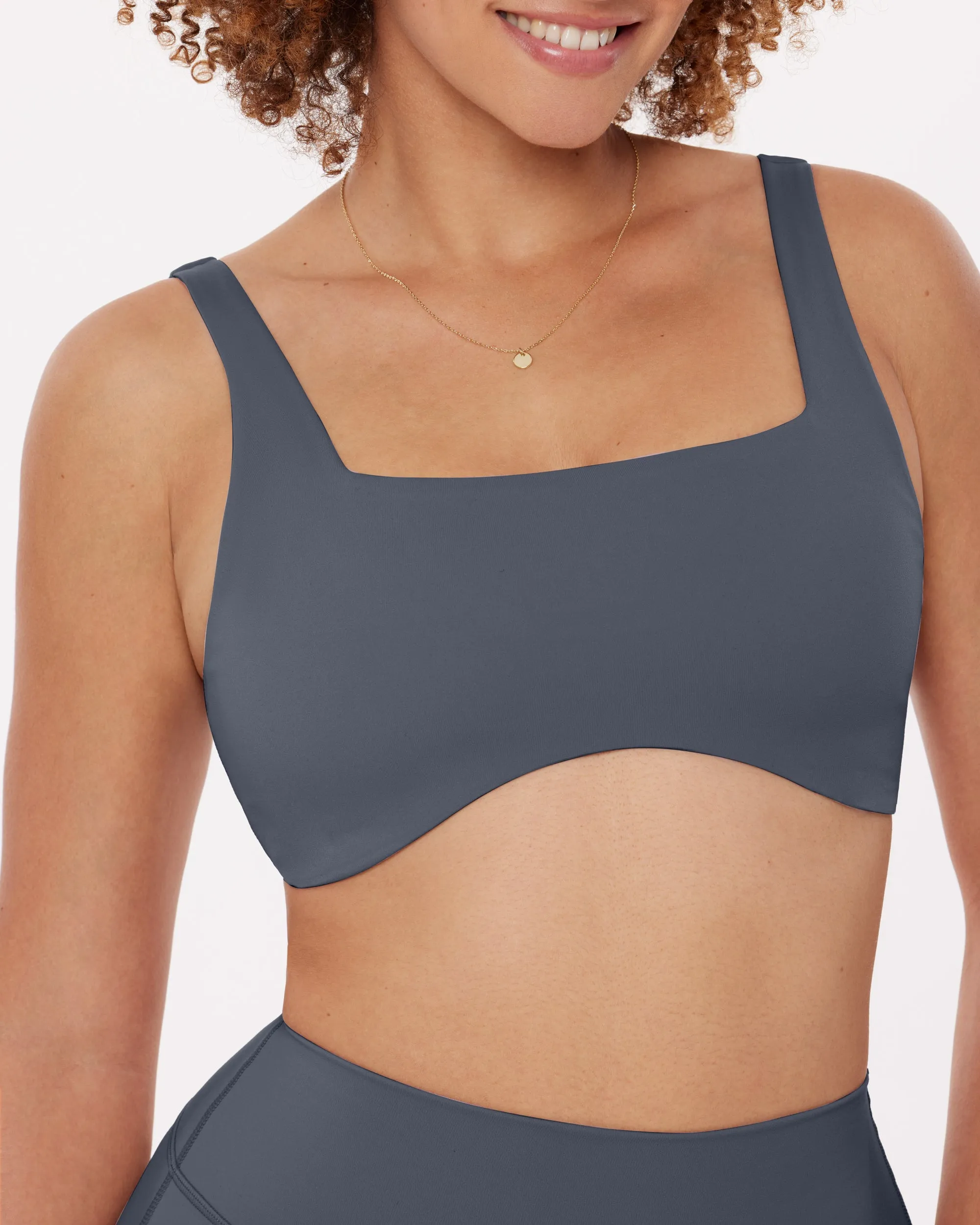 Curve Hem Scoop Neck Padded Sports Bra