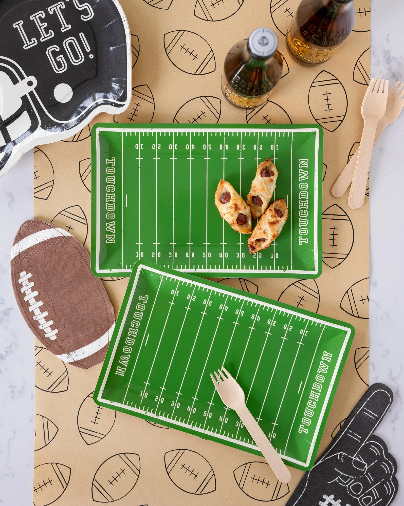 FTB920 -  Football Kraft Table Runner