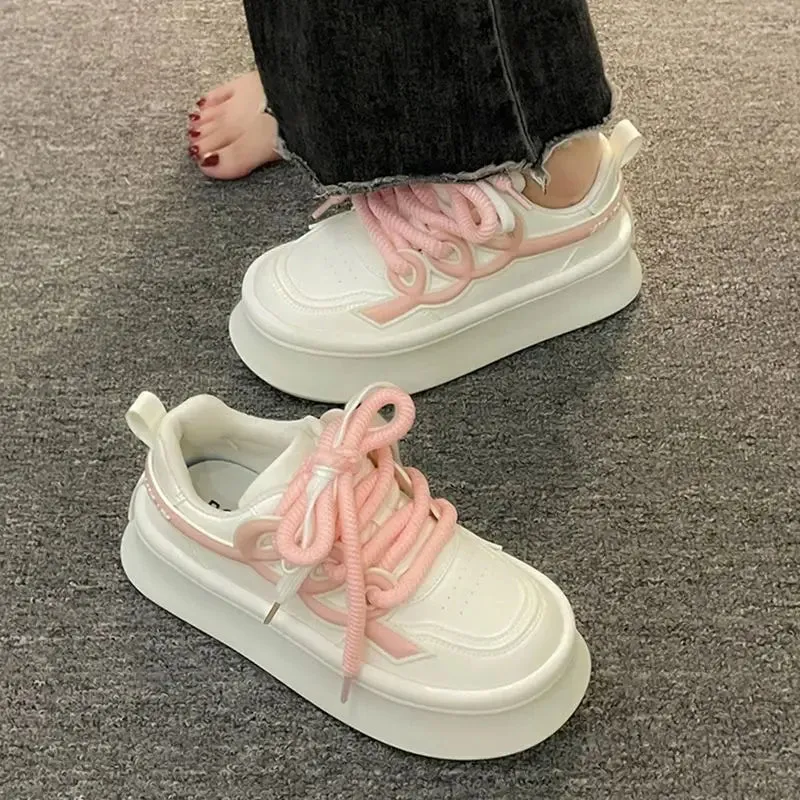 Hnzxzm White Sneakers Women Platform Shoes Sports Kawaii Spring Summer 2024 Casual Tennis Female Skateboard Flats Korean Vulcanize