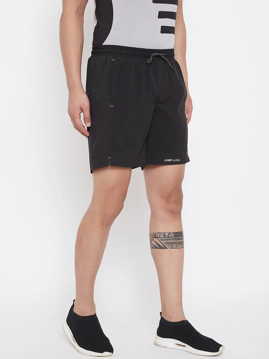 JUMP USA Men Black Solid Regular Fit Sports Shorts