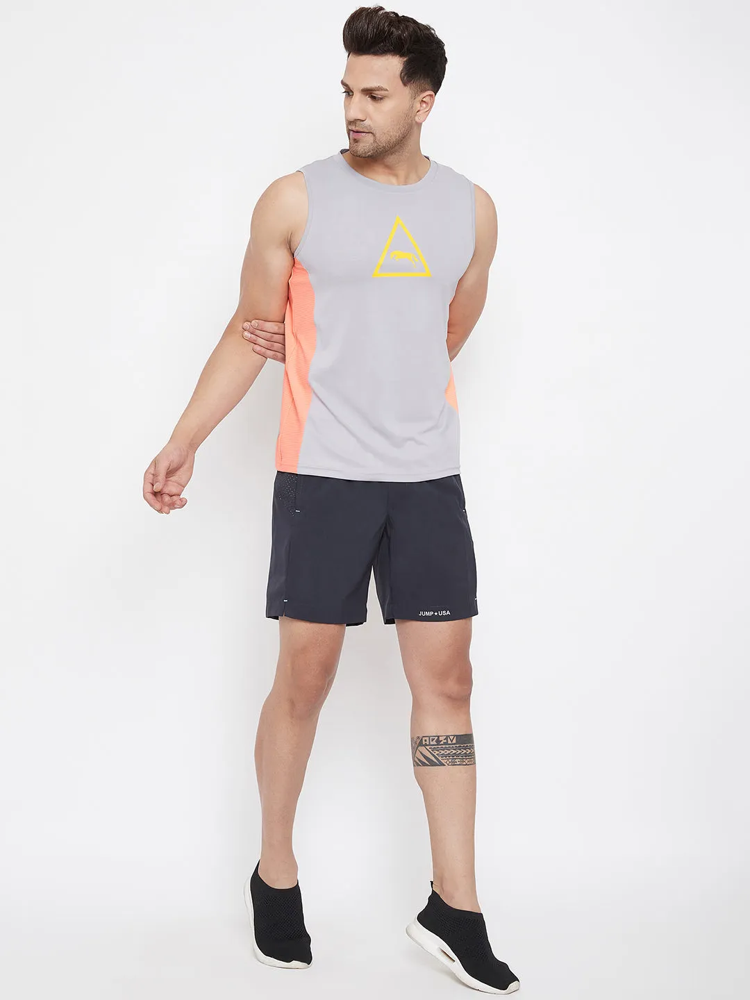 JUMP USA Men Grey & Peach Solid Active Wear T-shirt