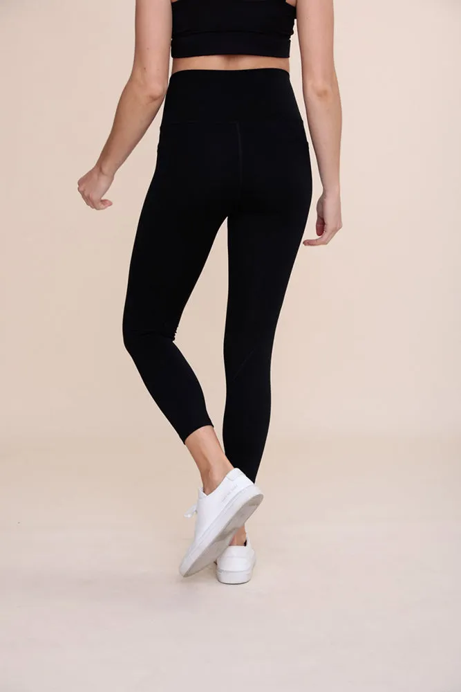 Mono B Essential Solid High-Waist Capri Leggings