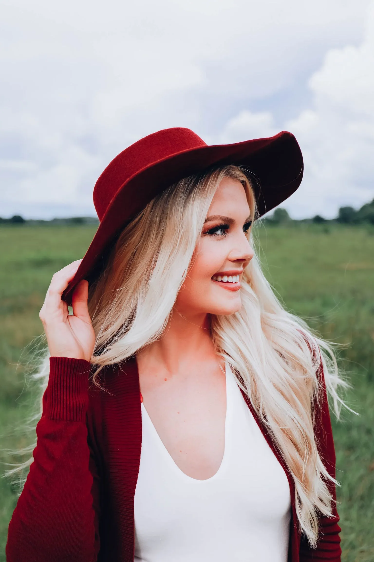 Night On The Town Hat - Burgundy