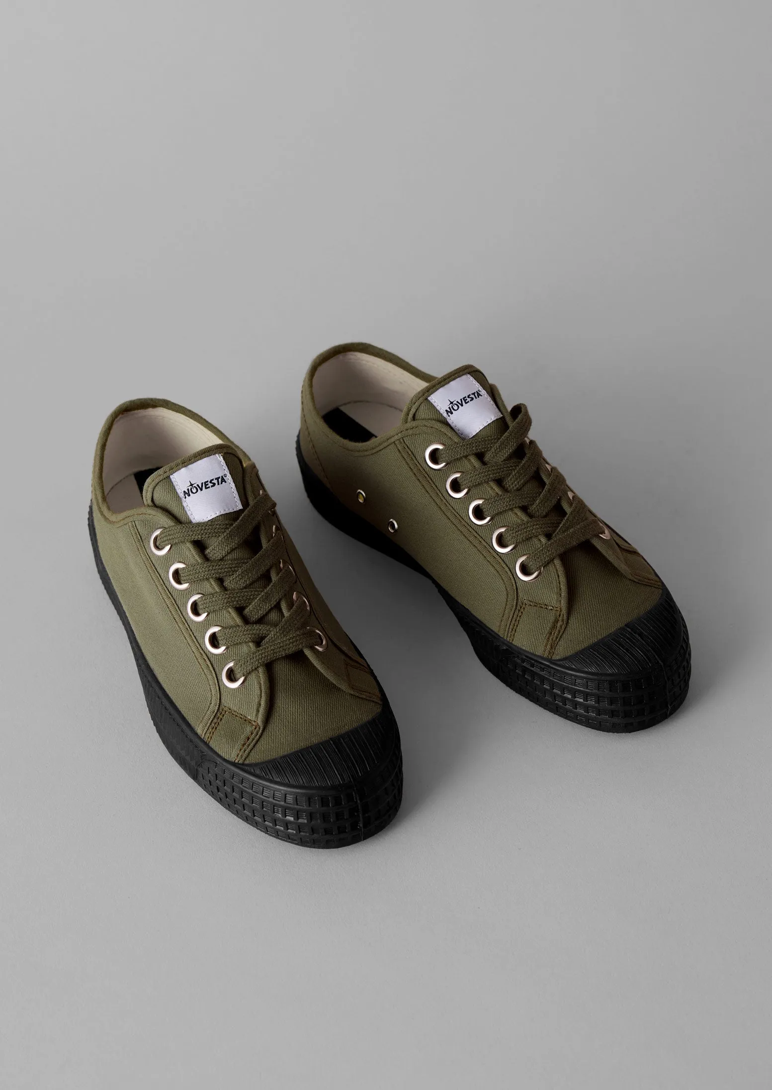 Novesta Star Master Plimsolls | Artichoke