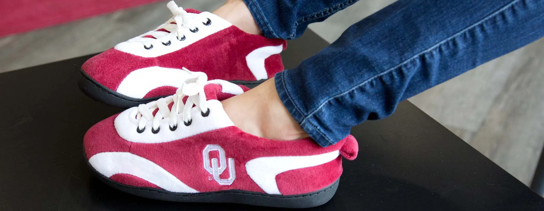 Oklahoma Sooners All Around Rubber Soled Slippers