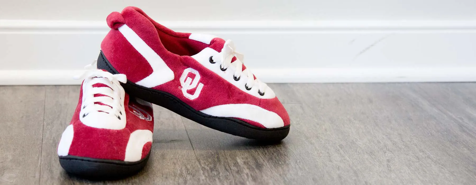 Oklahoma Sooners All Around Rubber Soled Slippers