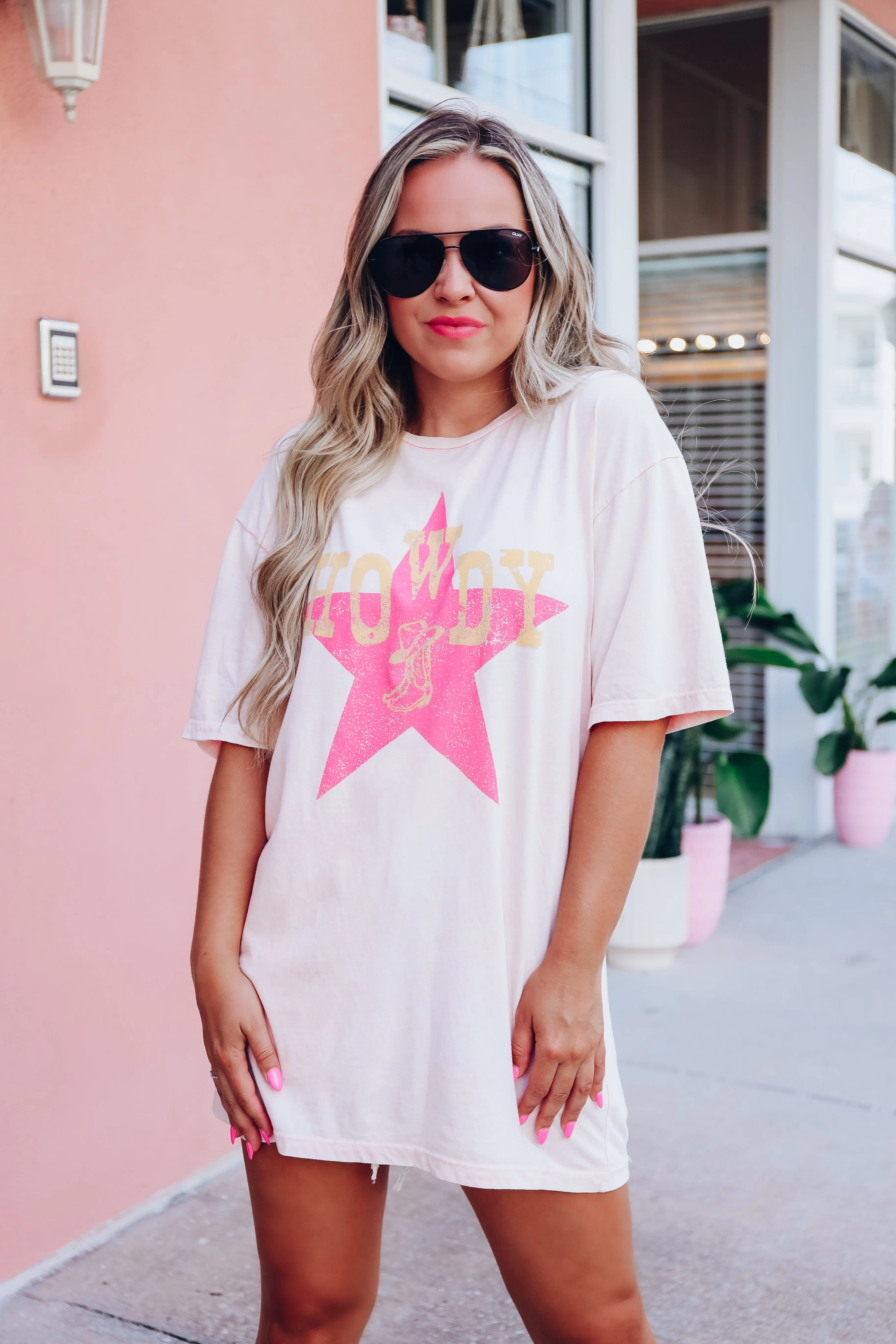 Western Elements Graphic Tee - Pink