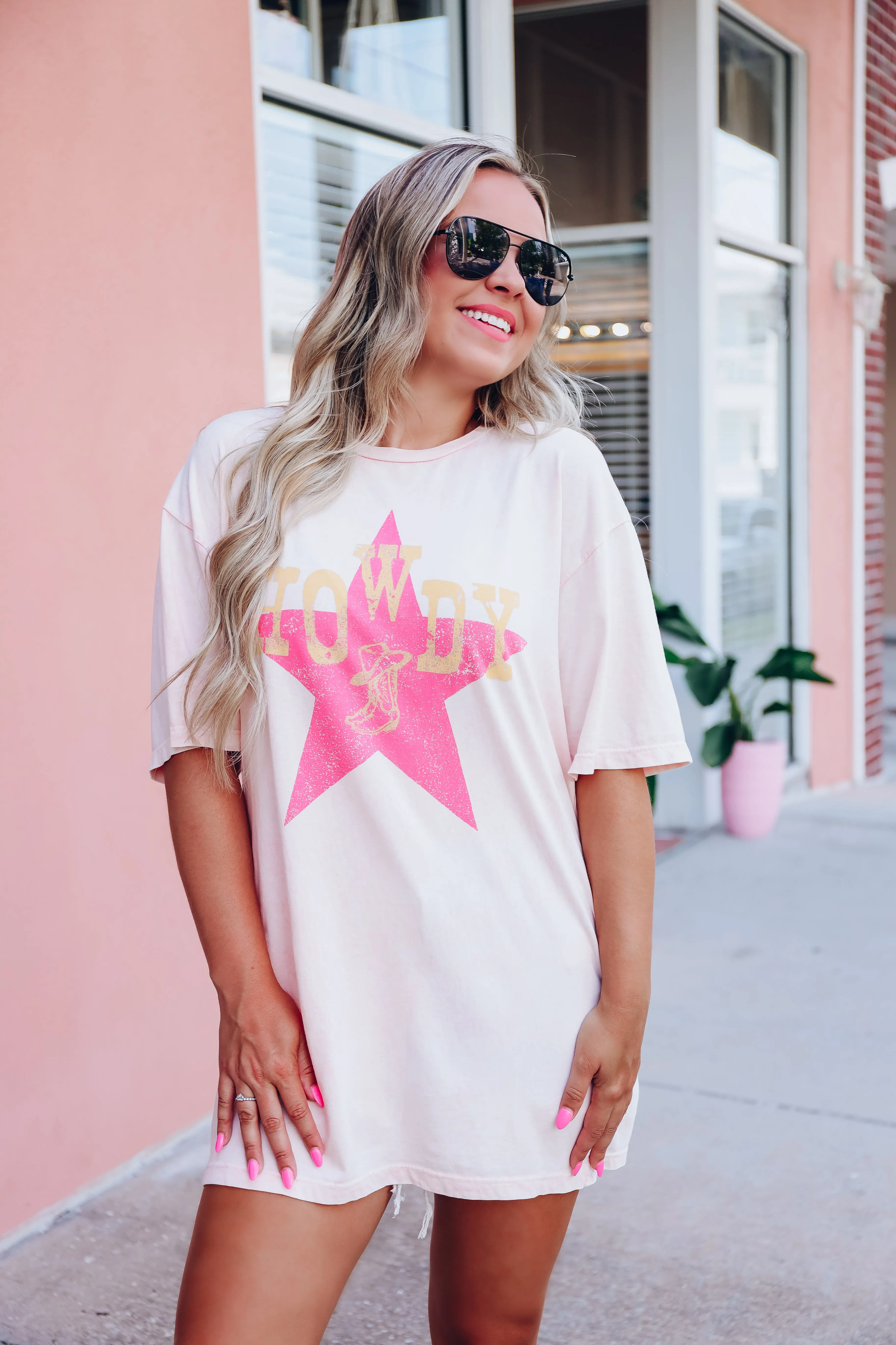 Western Elements Graphic Tee - Pink