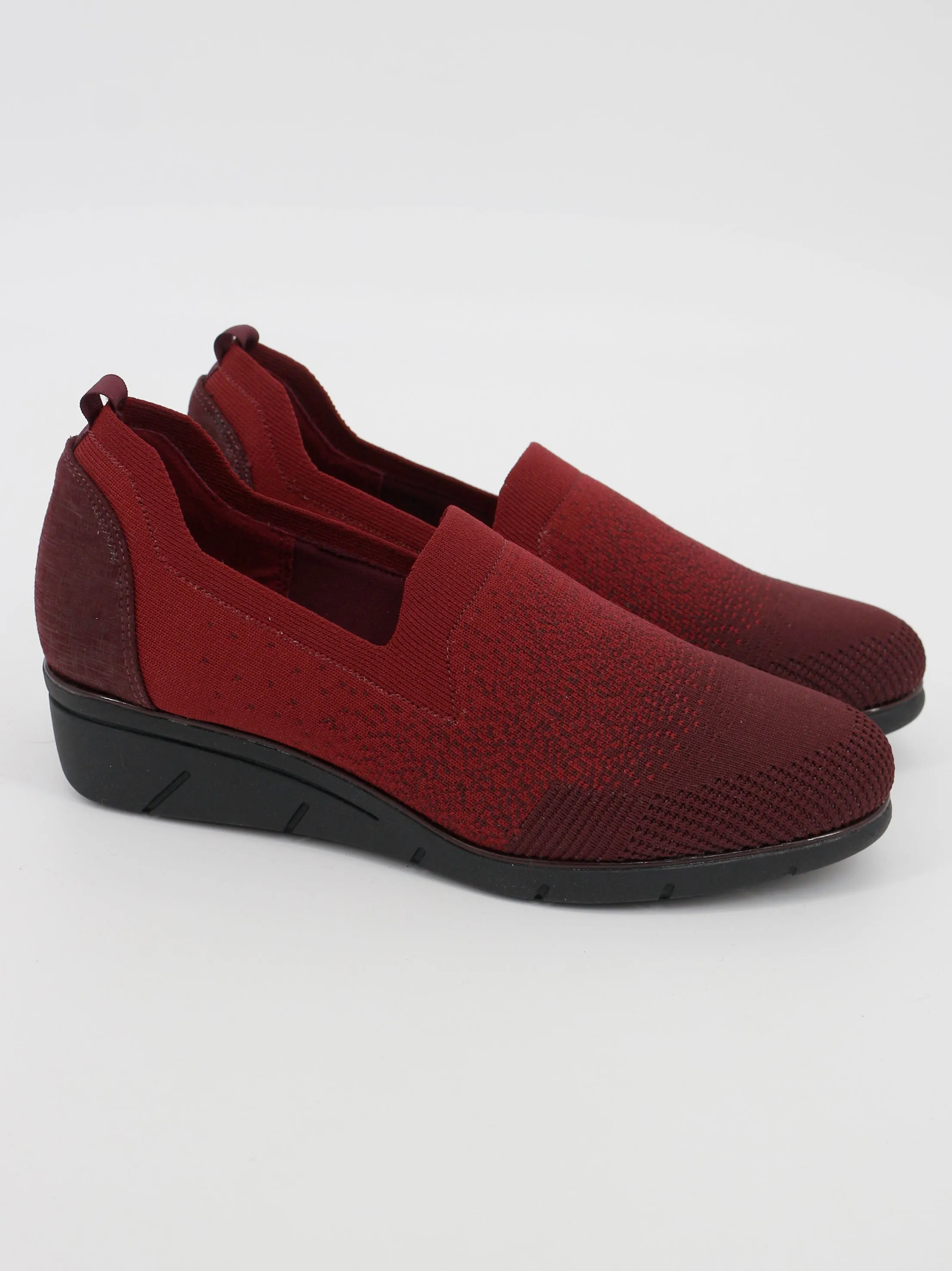 Women's Knit Cushioned Slip On Sneakers,Burgundy