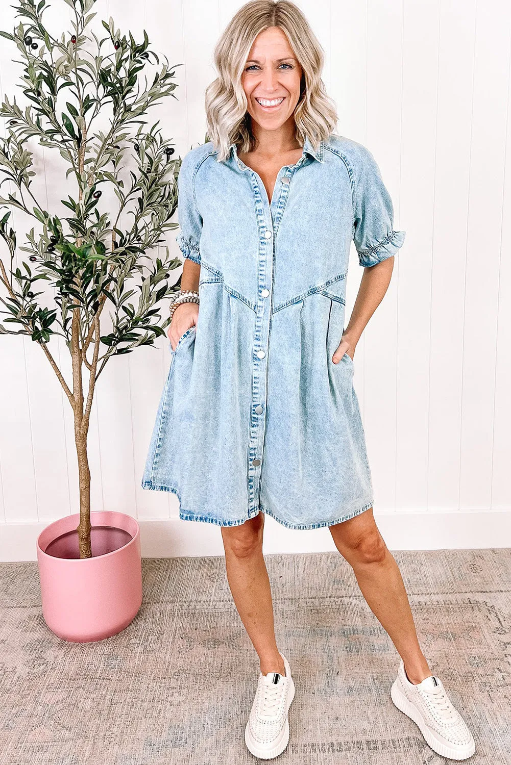 Women's Mineral Wash Ruffled Short Sleeve Buttoned Denim Dress